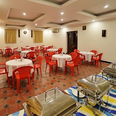 Royal Club Hotel Chennai Exterior foto